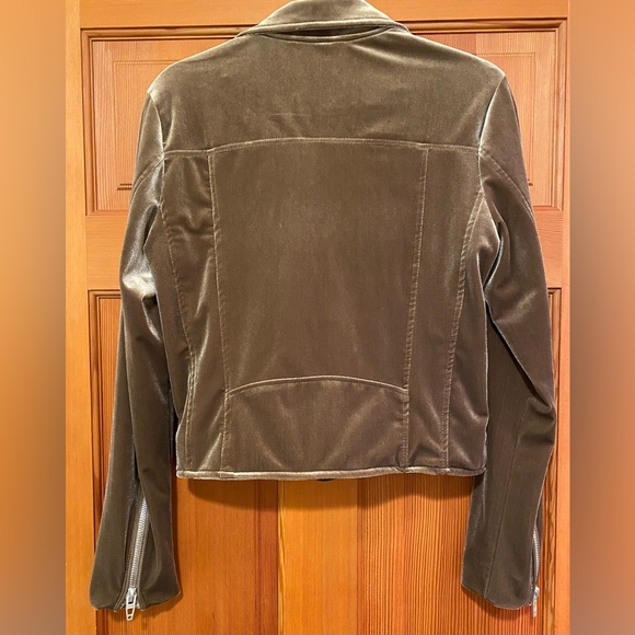 Blank NYC Coffee Run Velvet Moto Jacket Sz M New without tags Gorgeous! - Picture 5 of 8